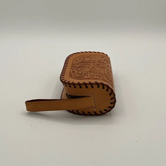 Vtg Cowhide Tooled Leather Coin Purse Wallet handmade Floral Indian Head NH - Picture 3 of 8